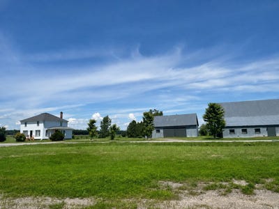 /international/ca/265-rg-de-la-riviere-n-saint-lin-laurentides-quebec-310109091171/