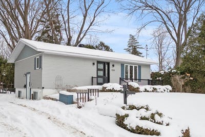 /international/ca/158-rue-delorme-rosemere-quebec-310105420519/