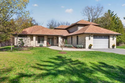 /international/ca/1800-sydenham-road-kingston-ontario-310108132311/