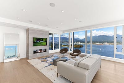 /international/ca/1011-w-cordova-street-3401-vancouver-british-columbia-310110424853/