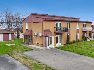 /international/ca/302-rue-monseigneur-plessis-rimouski-quebec-310108418804/