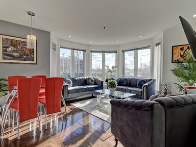 /international/ca/398-rue-ouimet-saint-laurent-quebec-310103745111/