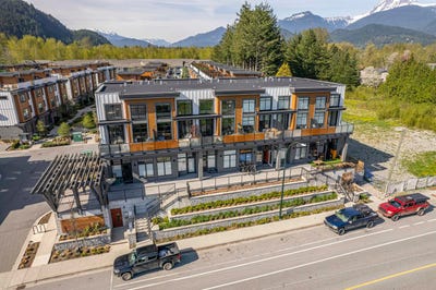 /international/ca/39767-government-road-104-squamish-british-columbia-310119970365/
