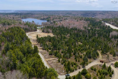 /international/ca/whitetail-drive-lot-1-chester-basin-nova-scotia-310108102298/