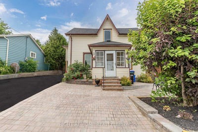 /international/ca/93-john-street-e-bradford-west-gwillimbury-ontario-310106515472/