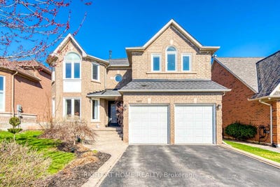 /international/ca/1403-bayshire-drive-oakville-ontario-310107321471/