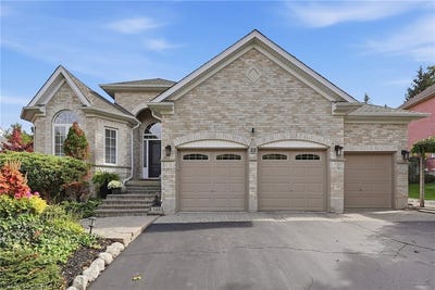 /international/ca/15-everwood-run-waterloo-on-kitchener-nova-scotia-310120474505/