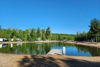 /international/ca/sainte-julienne-sainte-julienne-quebec-310108371362/