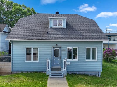 /international/ca/235-rue-st-jacques-rimouski-quebec-310108950030/