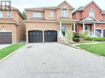 /international/ca/46-woodbury-crescent-newmarket-ontario-310100536220/