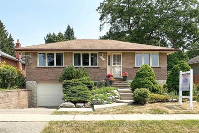/international/ca/207-hallett-avenue-whitby-ontario-310101485549/?lang=it
