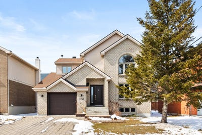 /international/ca/3780-rue-pierre-thomas-hurteau-saint-hubert-quebec-310106823779/
