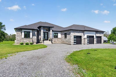 /international/ca/2515-quabbin-road-kingston-ontario-310109077415/