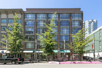 /international/ca/1249-granville-street-307-vancouver-british-columbia-310100933176/