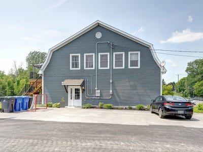 /international/ca/9372-rue-st-francois-mirabel-qc-j7n2w6-ca-mirabel-quebec-310100952866/