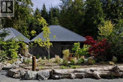 /international/ca/6504-powder-main-road-port-renfrew-british-columbia-310108004615/