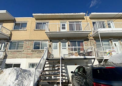 /international/ca/9001-9003-2e-avenue-villeray-saint-michel-parc-extension-quebec-310110312193/