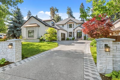 /international/ca/539-metcalfe-avenue-kelowna-british-columbia-310108181429/