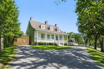 /international/ca/4582-ch-royal-saint-jean-de-l-ile-d-orleans-quebec-310107644406/
