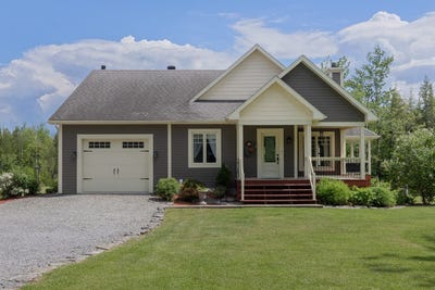/international/ca/800-rue-notre-dame-saint-casimir-quebec-310109106530/