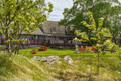 /international/ca/118z-ch-de-la-basse-ville-saint-antoine-de-l-isle-aux-grues-quebec-310120538745/