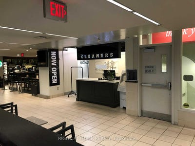 /international/ca/14-york-street-toronto-ontario-310100288727/