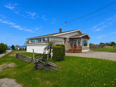 /international/ca/1013-route-de-la-pointe-chambord-quebec-310108428598/