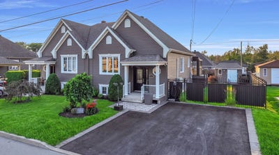 /international/ca/1623-166e-rue-saint-georges-quebec-310107245883/