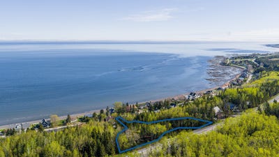 /international/ca/route-132-e-sainte-luce-quebec-310106413669/