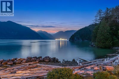 /international/ca/6-beach-drive-west-vancouver-british-columbia-310119972517/