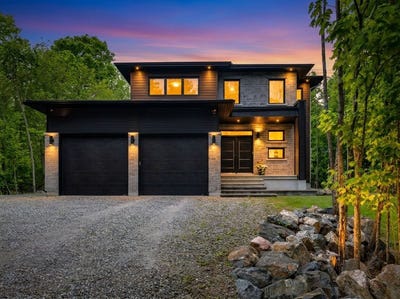 /international/ca/219-rue-du-bonheur-cantley-quebec-310108560740/