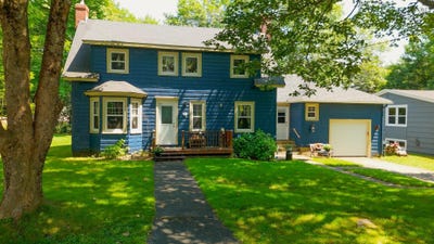 /international/ca/11-highland-avenue-yarmouth-nova-scotia-310101325211/?lang=fr