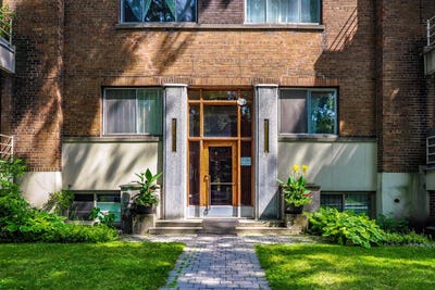 /international/ca/258-av-willowdale-outremont-qc-h3t1g7-ca-outremont-quebec-310101129743/