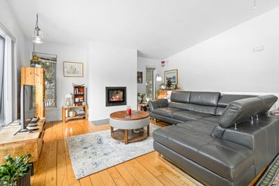 /international/ca/84-84a-ch-du-vallon-saint-sauveur-quebec-310106805069/