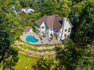 /international/ca/11-rue-de-chateauneuf-montreal-l-ile-bizard-sainte-genevieve-quebec-310102553475/