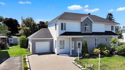 /international/ca/213-rue-des-pommetiers-rimouski-qc-g5l8y6-ca-rimouski-quebec-310101495052/?lang=en