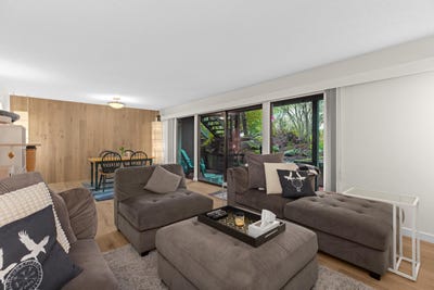 /international/ca/2925-capilano-road-north-vancouver-british-columbia-310100437153/
