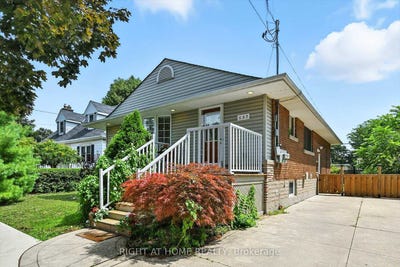 /international/ca/157-west-19th-street-hamilton-ontario-310101483458/?lang=fr