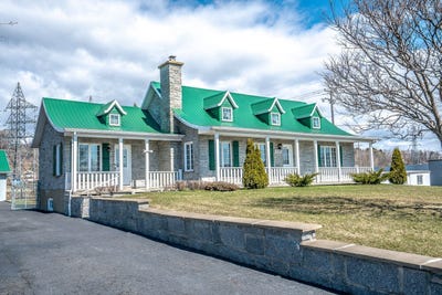 /international/ca/10801-boul-ste-anne-sainte-anne-de-beaupre-quebec-310104247399/