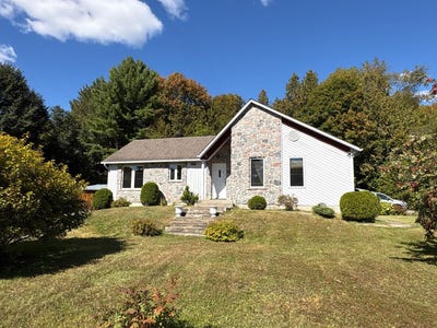 /international/ca/5-rue-de-la-grotte-saint-andre-avellin-quebec-310110347493/