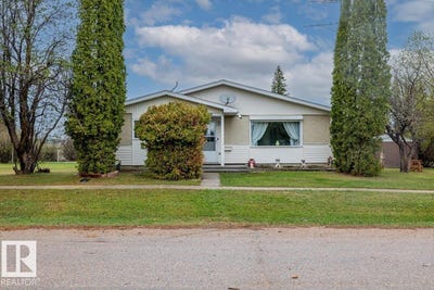 /international/ca/4903-53-st-innisfree-alberta-310108243445/