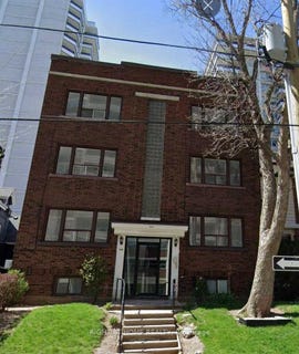 /international/ca/6-164-park-street-s-hamilton-ontario-310104144678/