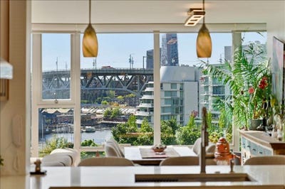 /international/ca/455-beach-crescent-803-vancouver-british-columbia-310110311373/