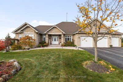 /international/ca/10-brolley-crescent-essa-ontario-310105772155/