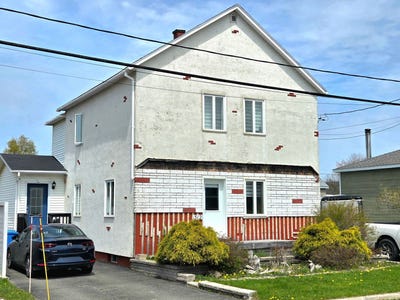 /international/ca/512-rue-du-grand-pre-matane-quebec-310108556705/