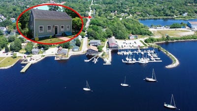 /international/ca/17-george-street-shelburne-nova-scotia-310101106001/?lang=fr