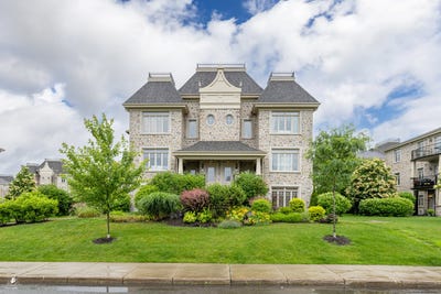 /international/ca/228-rue-deverell-beauport-qc-g1s0h5-ca-beauport-quebec-310100858208/