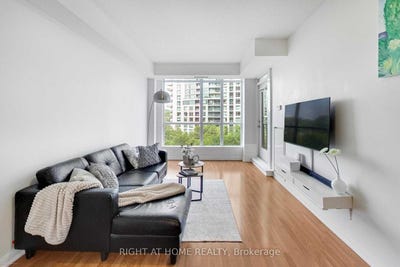 /international/ca/504-628-fleet-street-toronto-ontario-310101106122/?lang=zh-cn