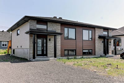 /international/ca/rue-lecavalier-tring-jonction-quebec-310106773658/