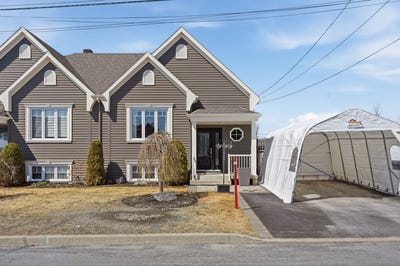 /international/ca/1623-166e-rue-saint-georges-quebec-310107245883/